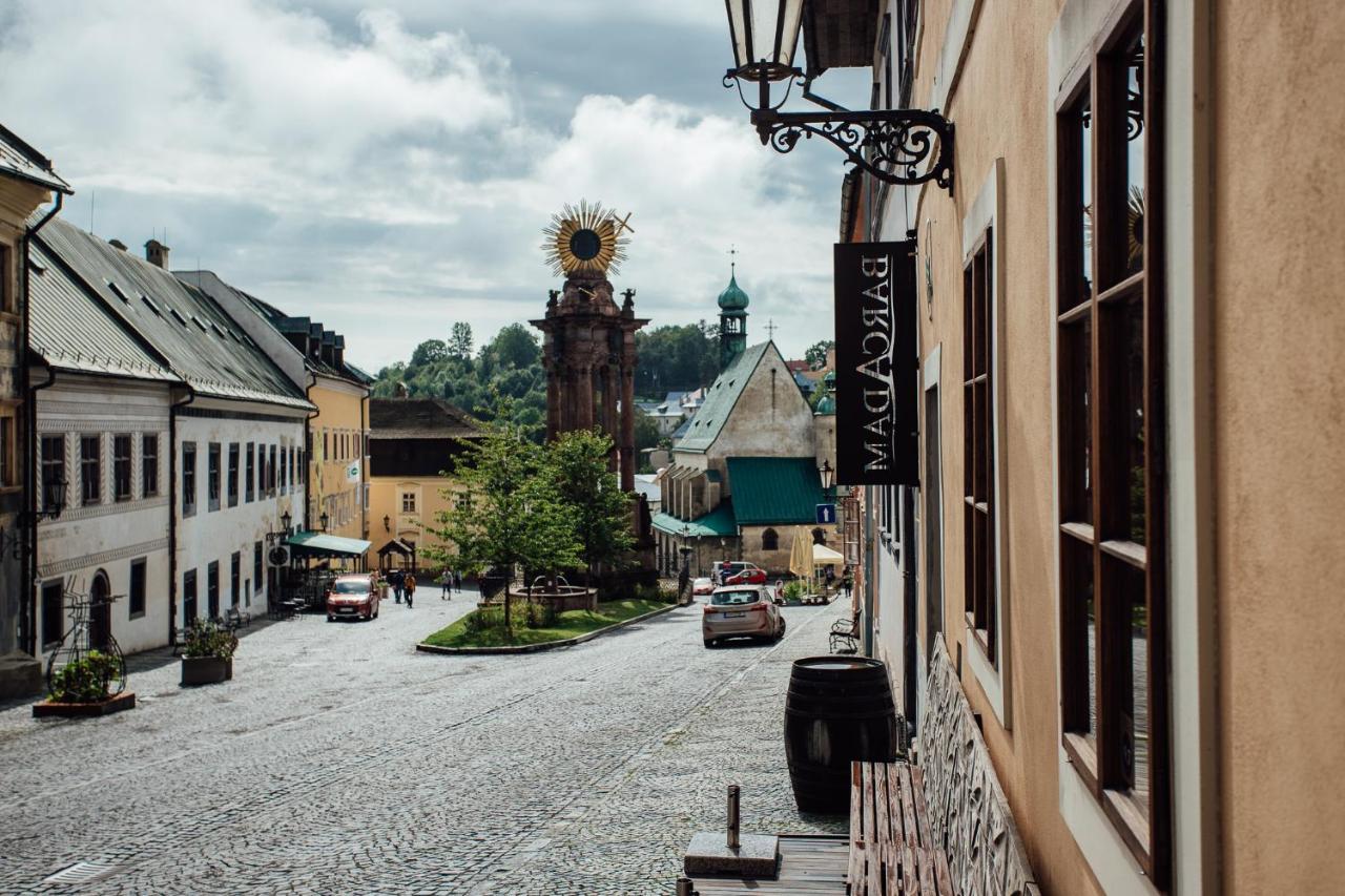 Hotel Barcadam Banska Stiavnica Bagian luar foto
