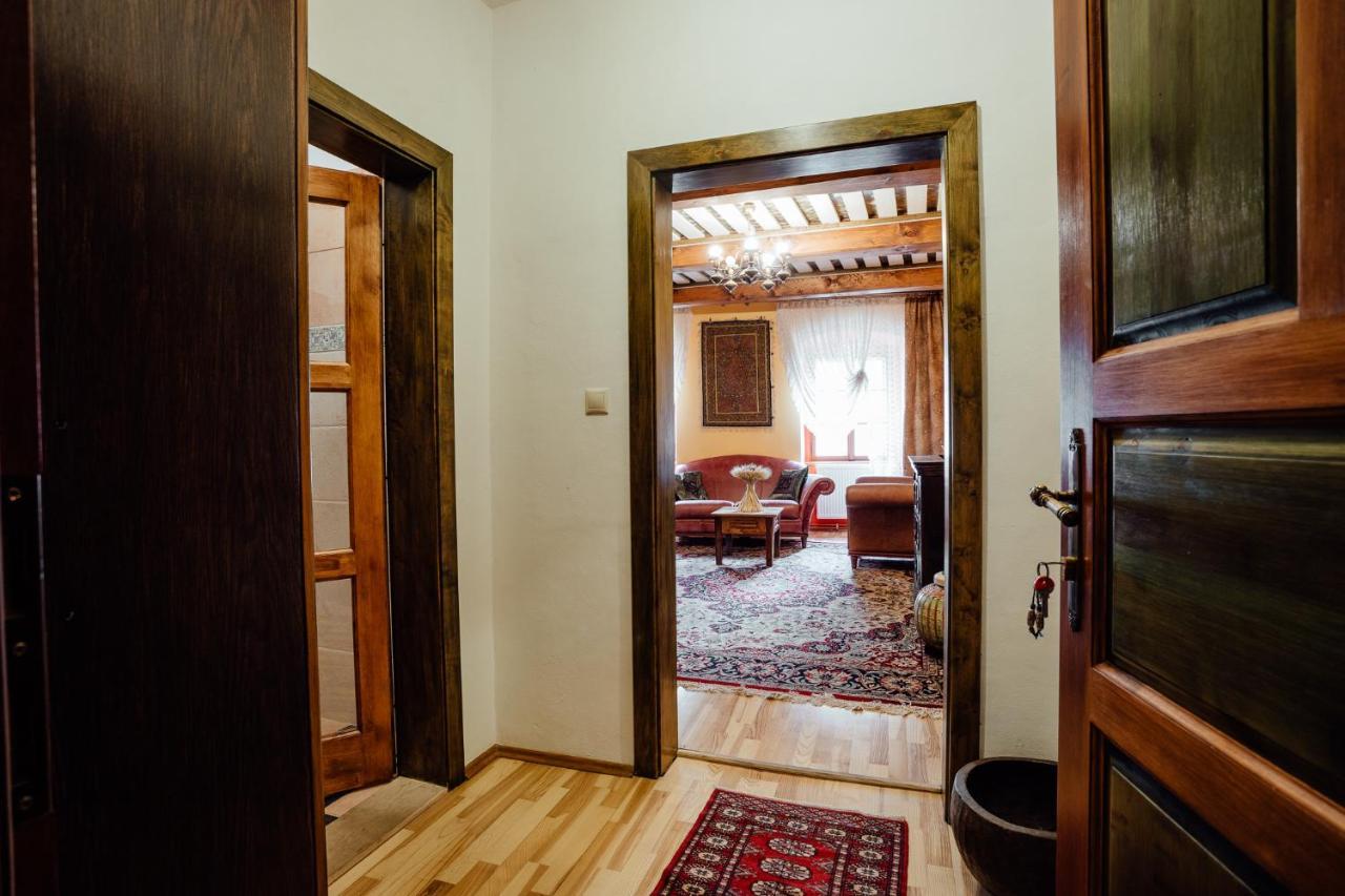 Hotel Barcadam Banska Stiavnica Bagian luar foto
