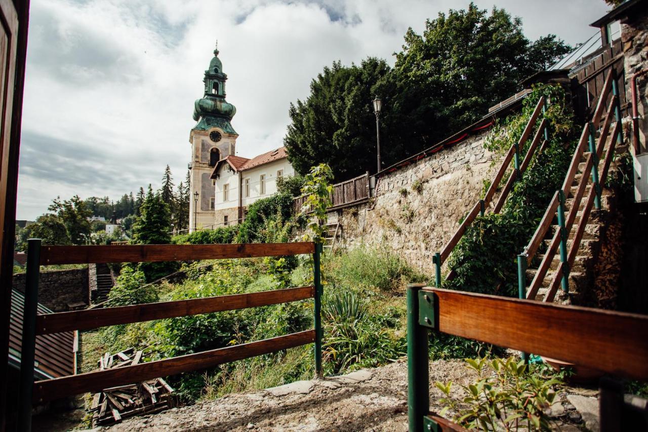 Hotel Barcadam Banska Stiavnica Bagian luar foto