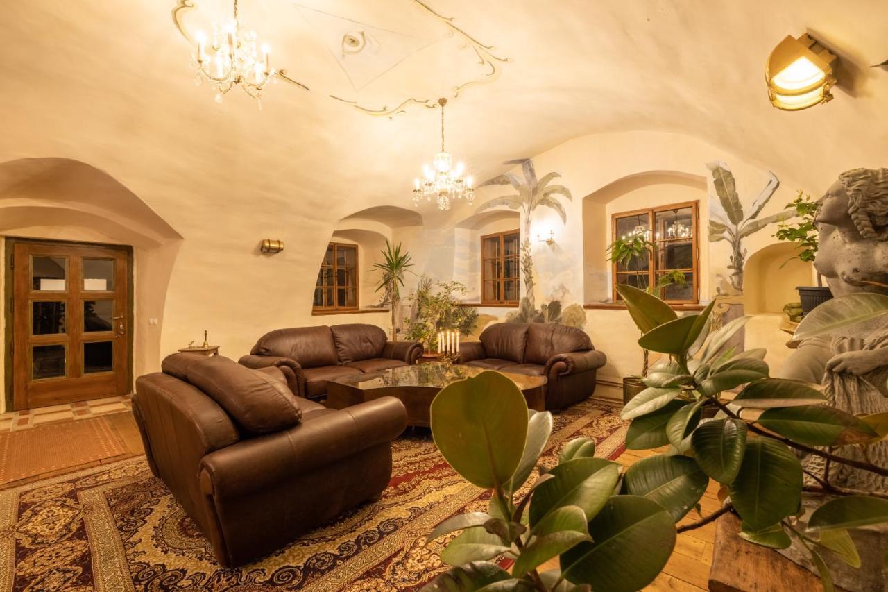 Hotel Barcadam Banska Stiavnica Bagian luar foto
