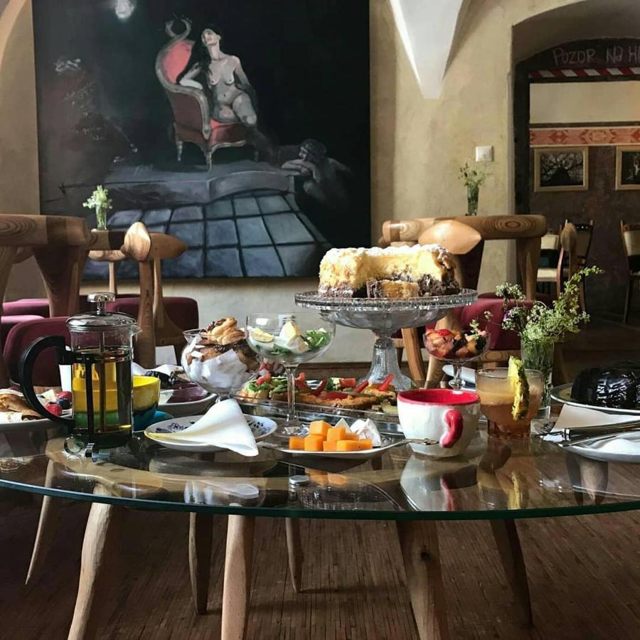 Hotel Barcadam Banska Stiavnica Bagian luar foto