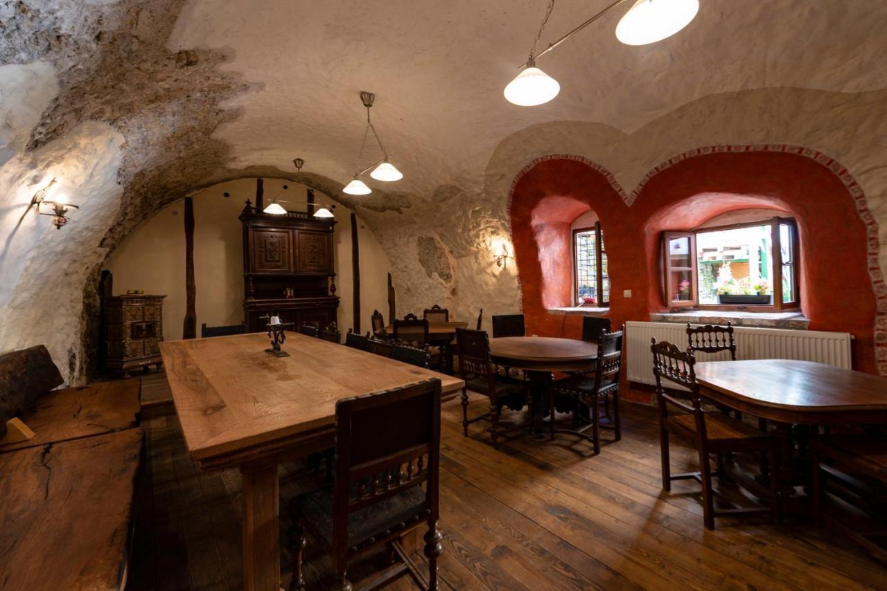 Hotel Barcadam Banska Stiavnica Bagian luar foto